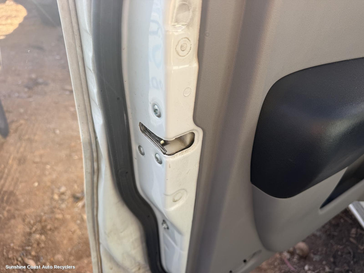 2009-2015 Mitsubishi Triton Door Boot Gate Lock