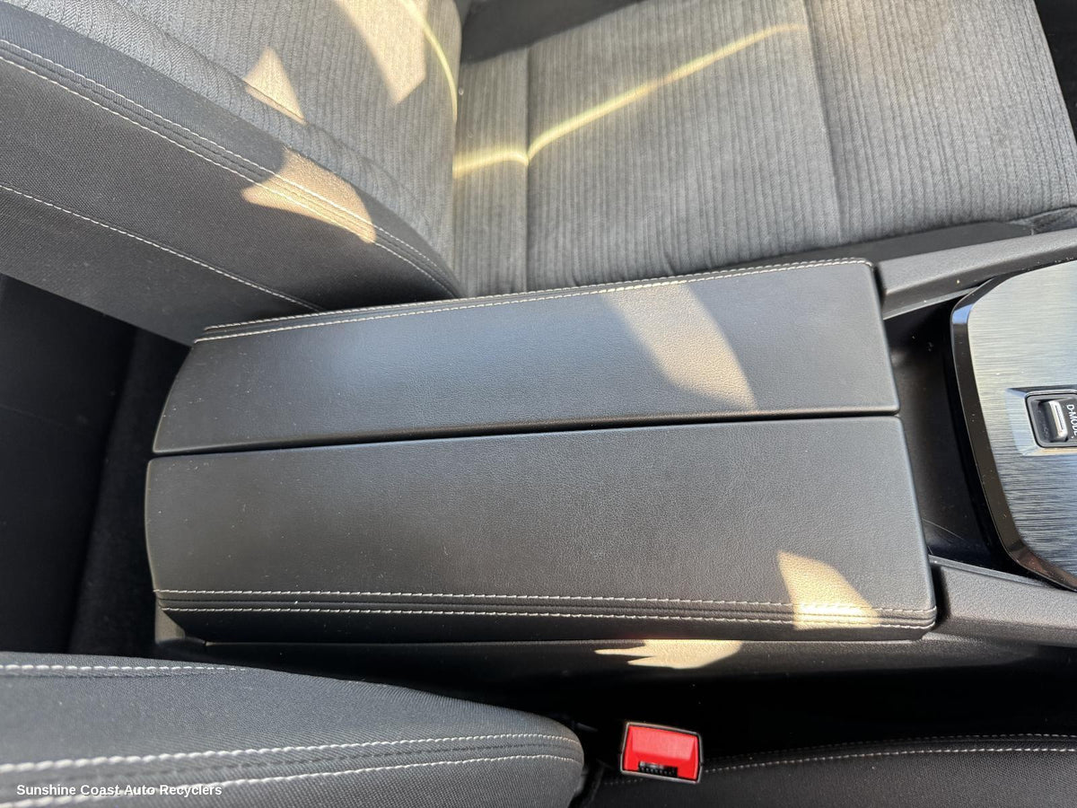 2022-2026 Nissan Xtrail Console