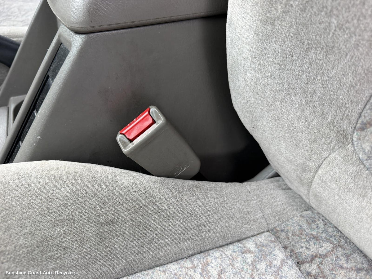 1997-2001 Nissan Patrol Seatbelt Stalk
