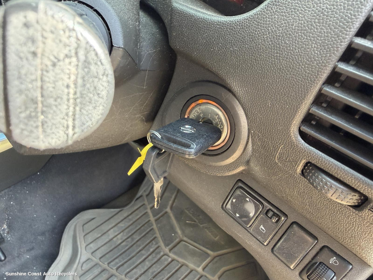 2005-2015 Nissan Navara Ignition W  Key