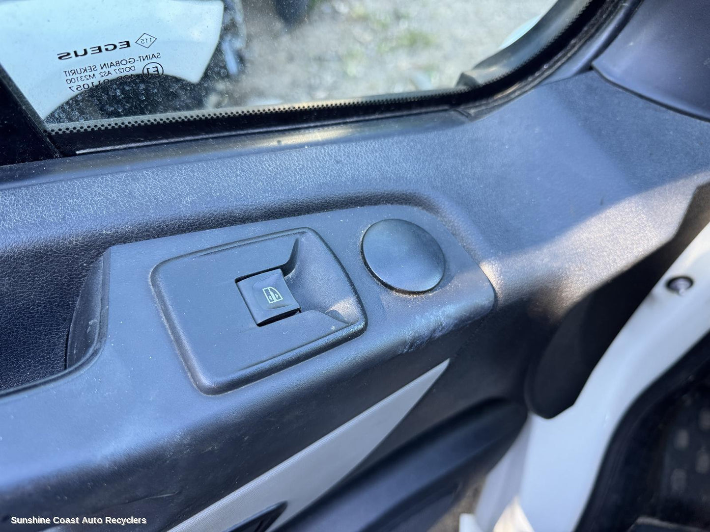 2015-2026 Renault Trafic Pwr Dr Wind Switch