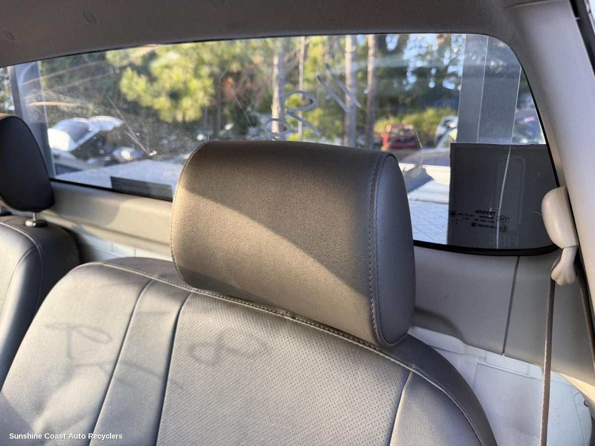 2011-2015 Toyota Hilux Headrest