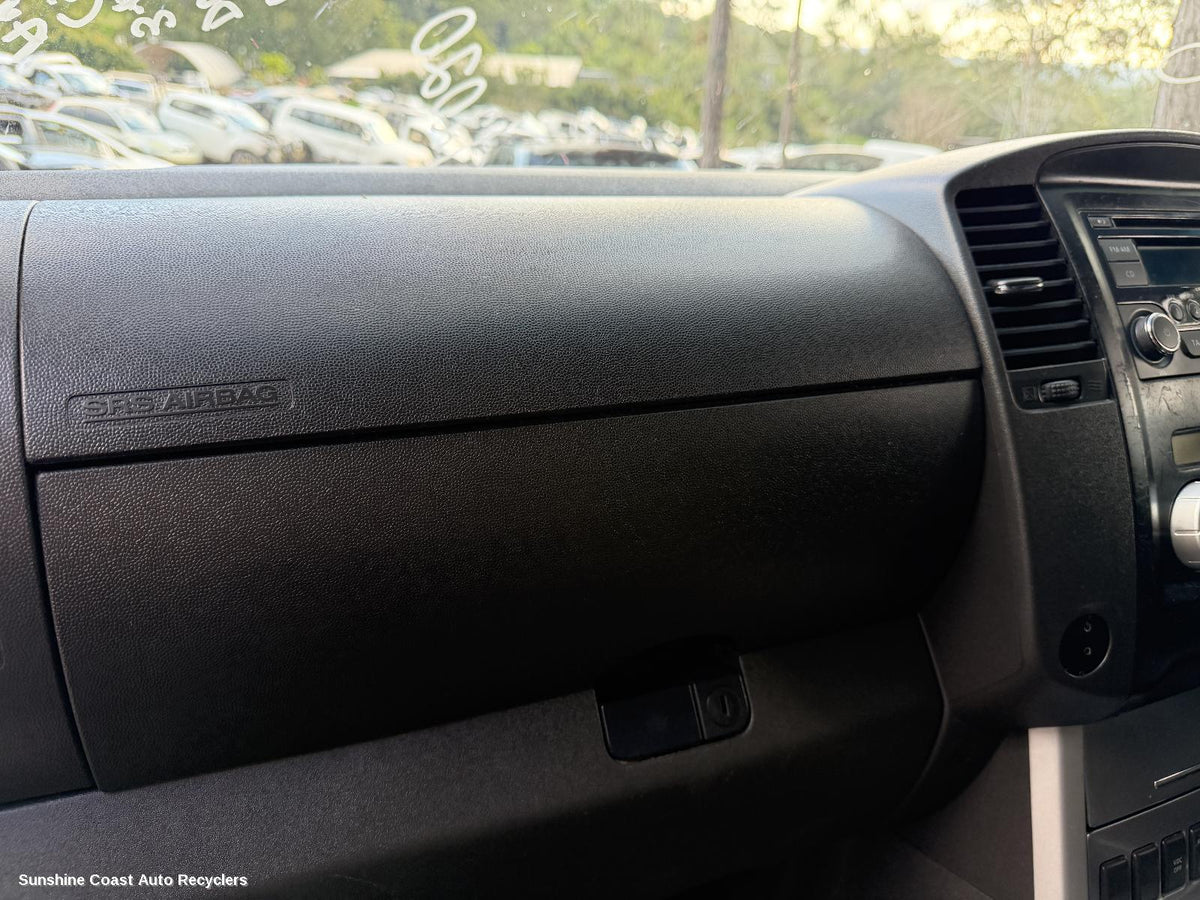 2005-2015 Nissan Navara Glove Box