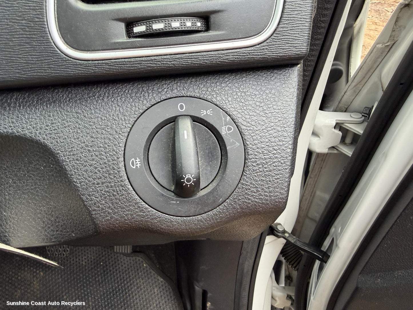 2015-2025 Ldv G10 Combination Switch