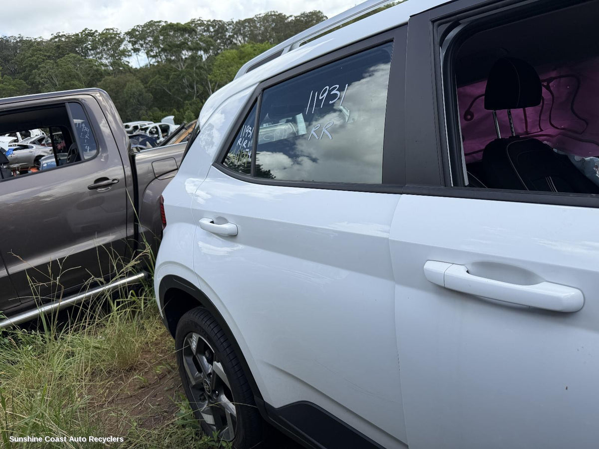 2019-2026 Hyundai Venue Right Rear Door Window