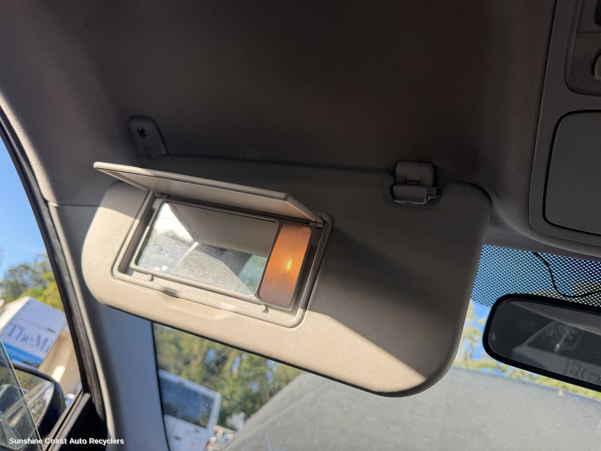 2005-2010 Kia Sportage Sunvisor