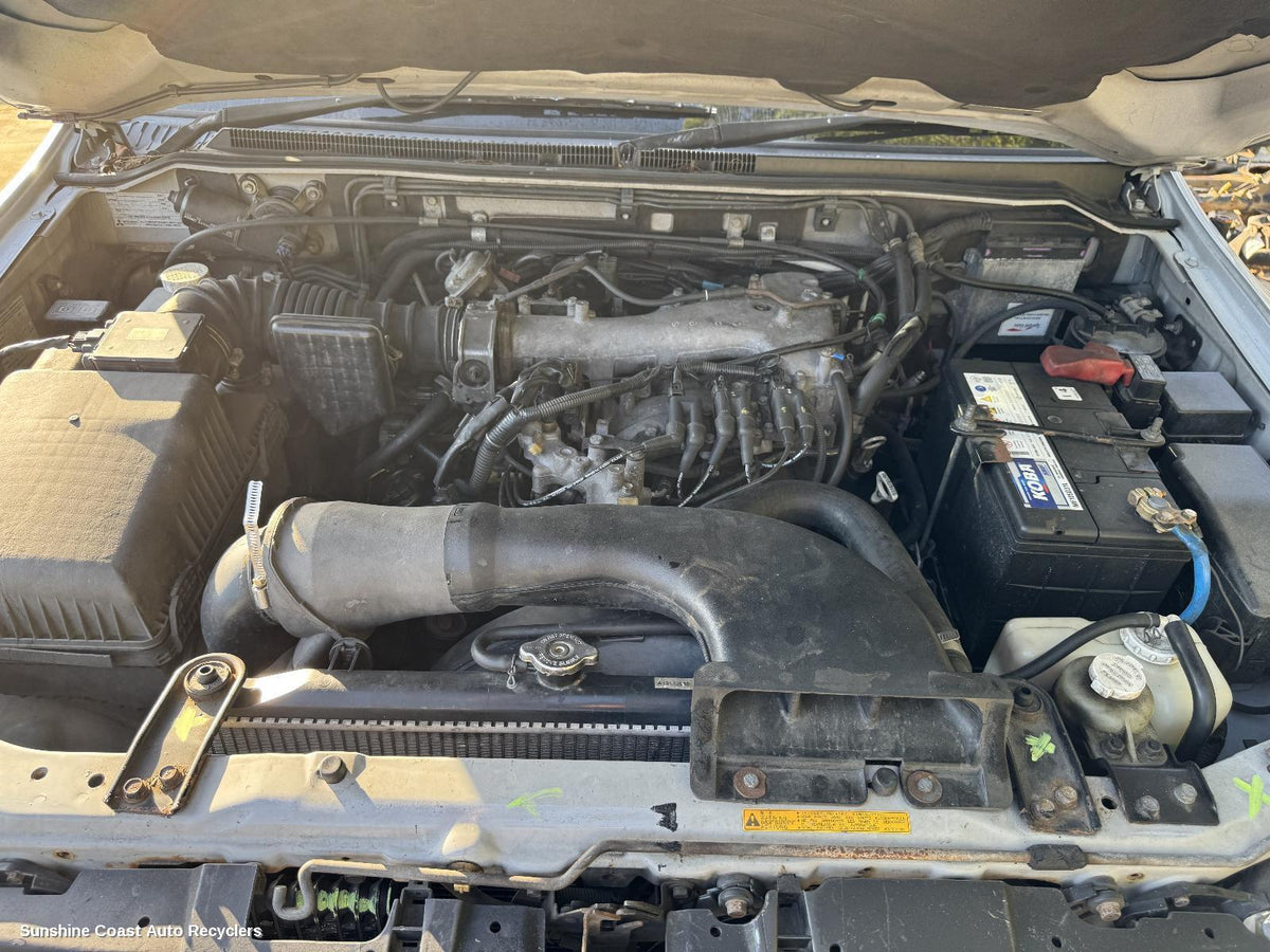 2000-2002 Mitsubishi Pajero Radiator