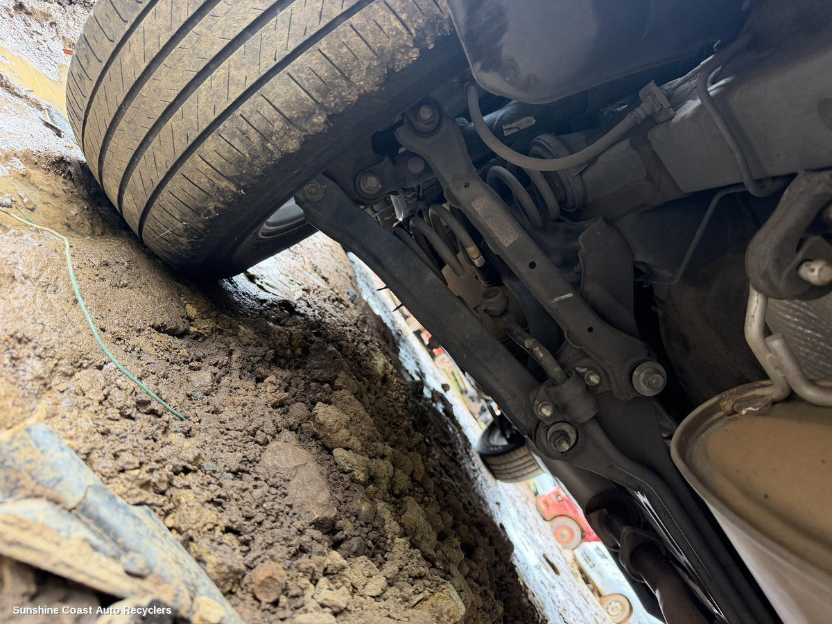 2009-2016 Hyundai Ix35 Left Rear Trailing Arm