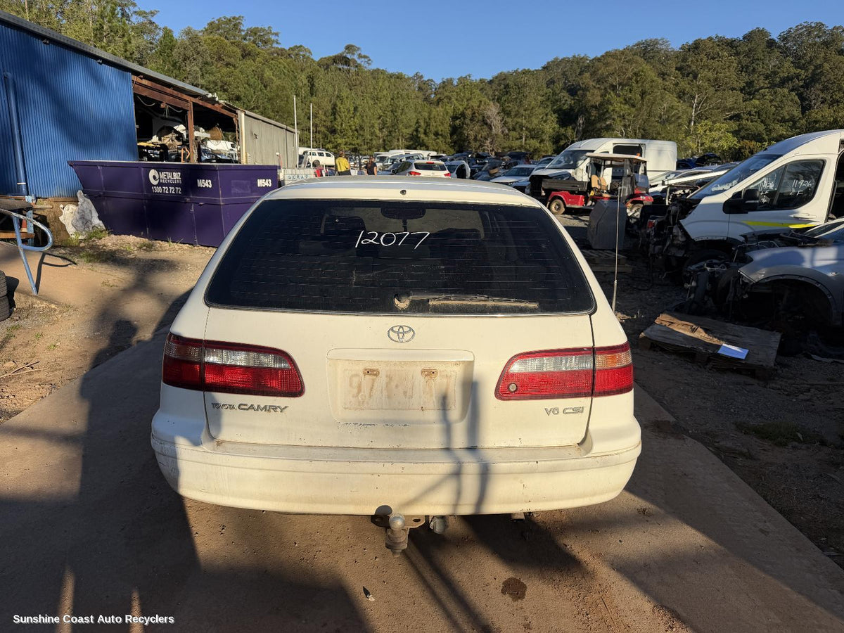 1997-2002 Toyota Camry Bootlid Tailgate
