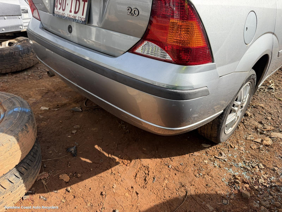 2001-2005 Ford Focus Rear Bumper