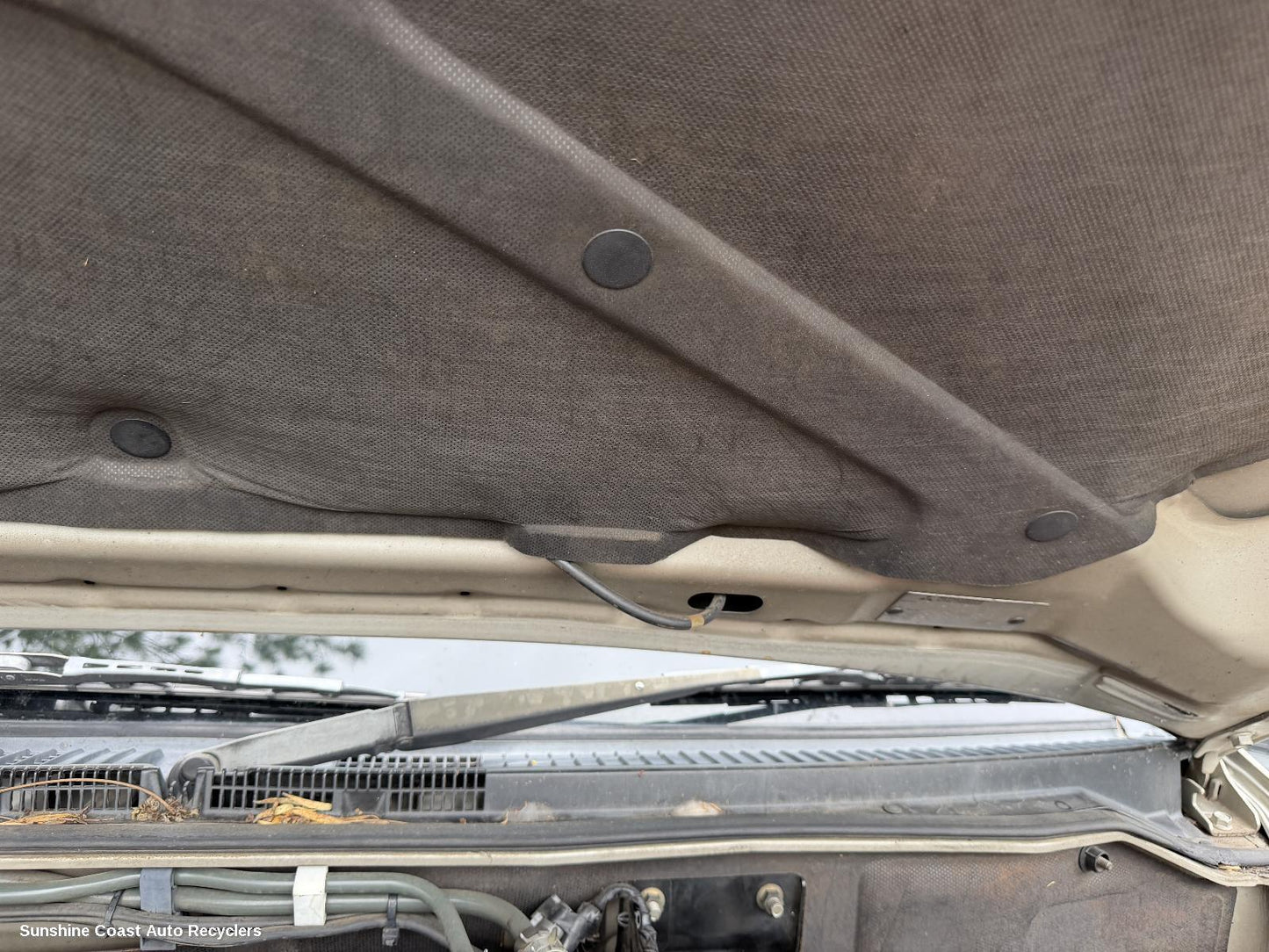 2000-2006 Mitsubishi Pajero Wiper Arm