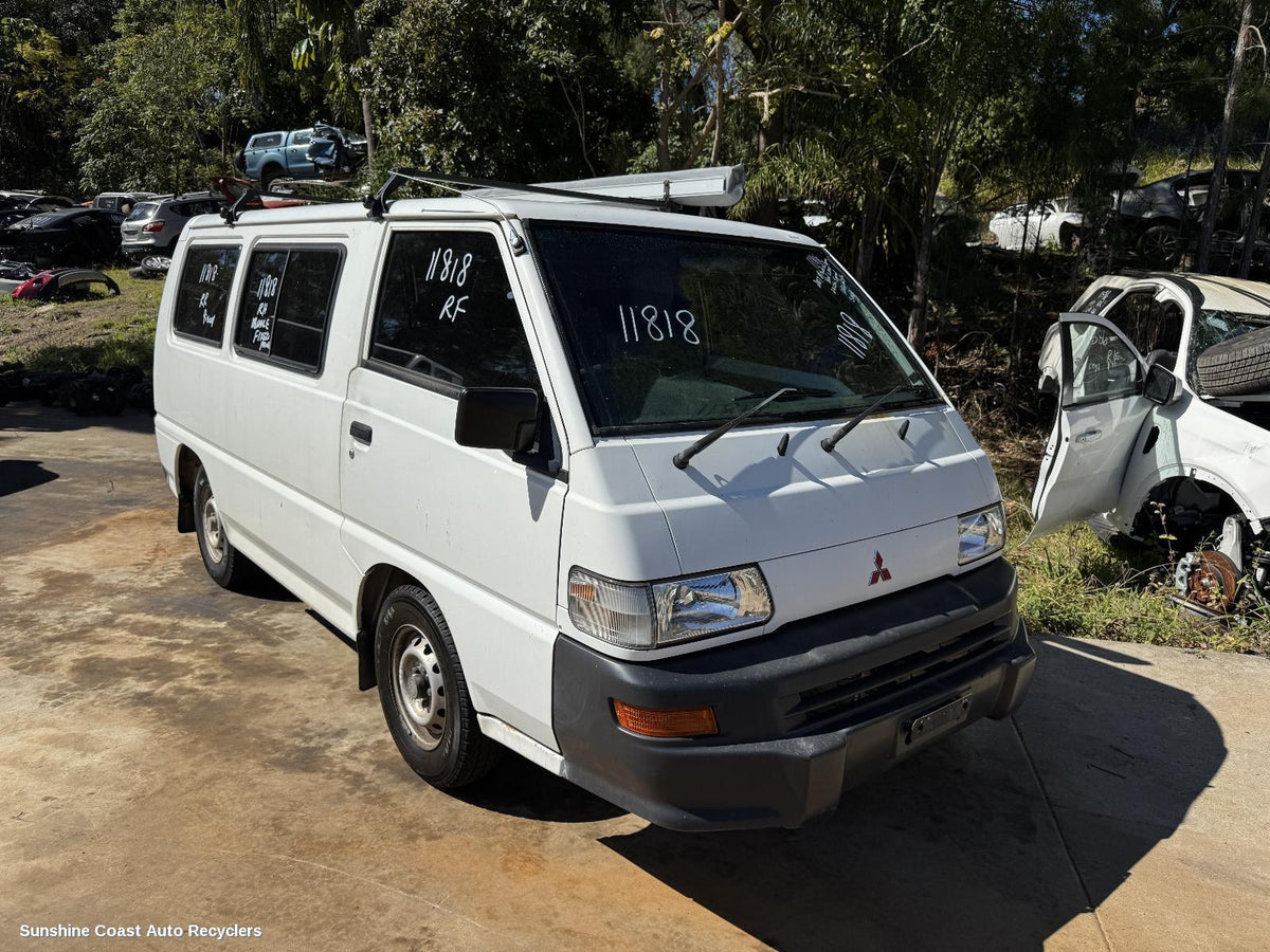 1994-2013 Mitsubishi L300 Owners Handbook