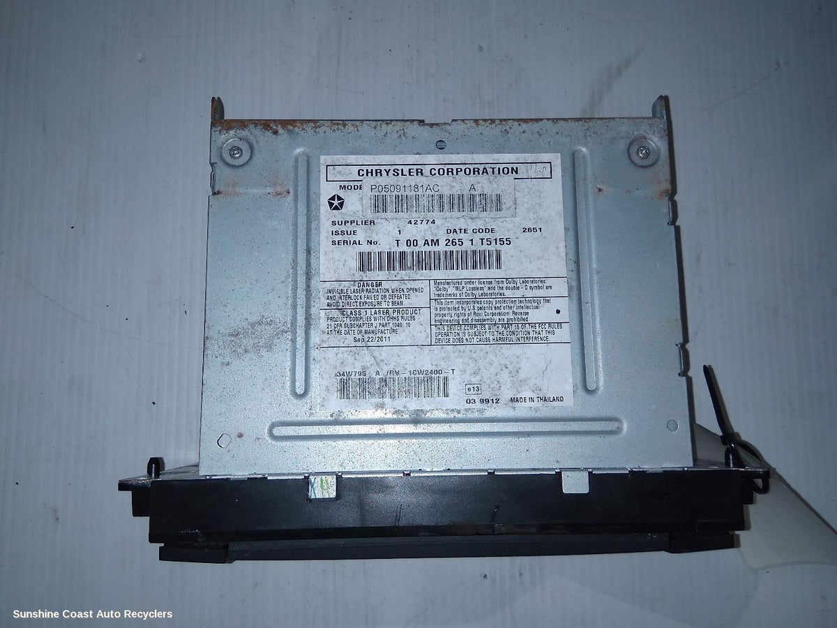 2011-2016 Jeep Compass Radio Cd Dvd Sat Tv