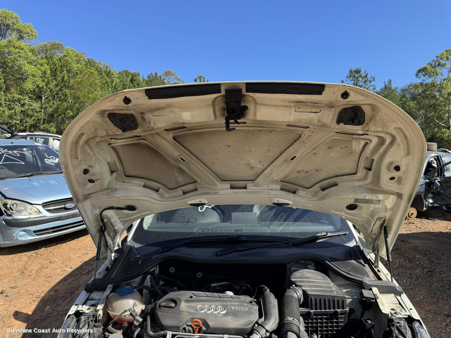 2012 Audi A1 Bonnet Hinge Strut