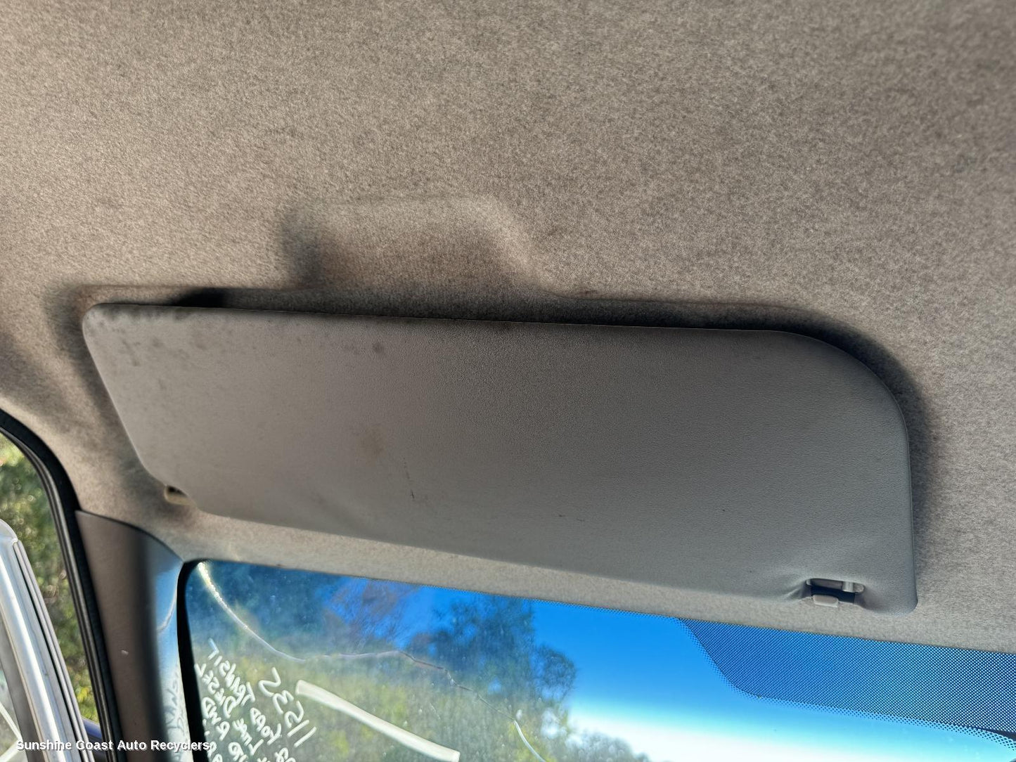 2002 Ford Transit Sunvisor