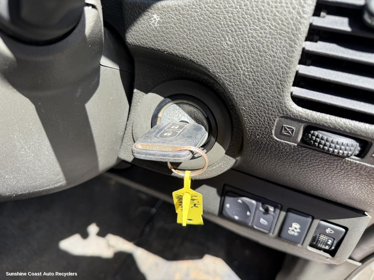 2005-2015 Nissan Navara Ignition W  Key
