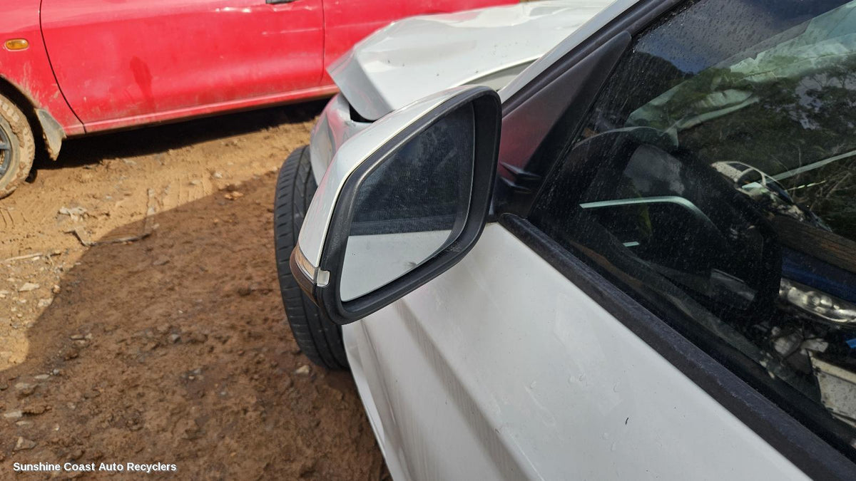2011-2019 Bmw 1 Series Left Door Mirror