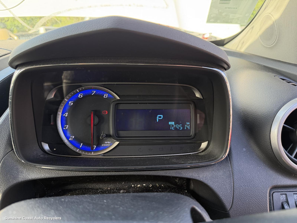 2013-2016 Holden Trax Instrument Cluster