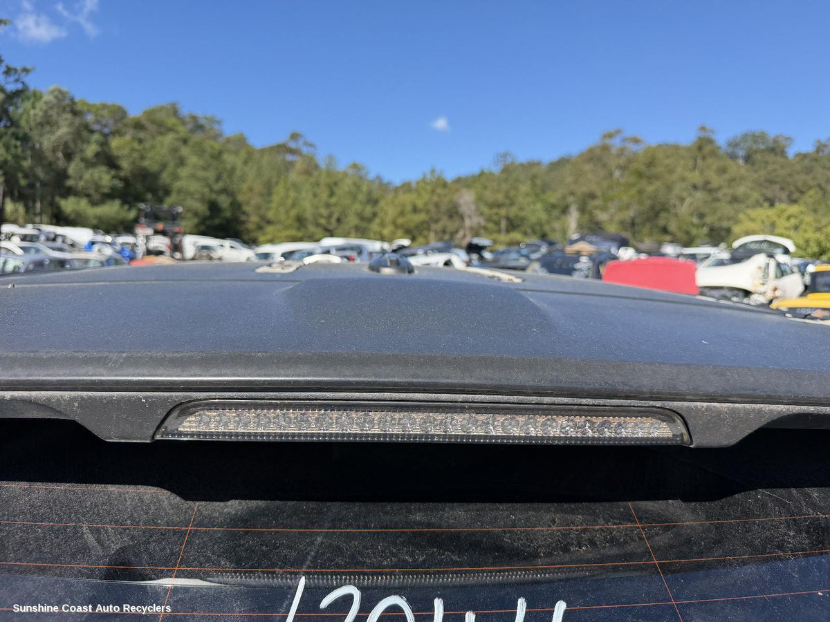 2011-2019 Land Rover Rangerover Evoque High Level Stoplight