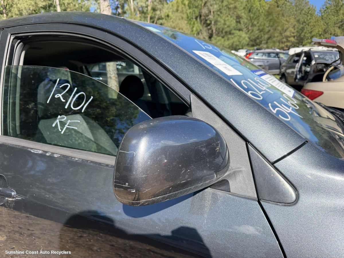 2005-2008 Toyota Rav4 Right Door Mirror