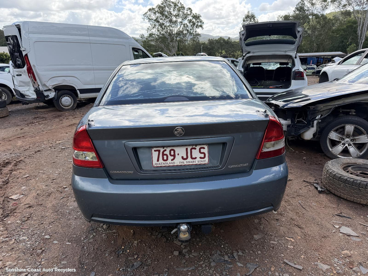 2004-2007 Holden Commodore Owners Handbook