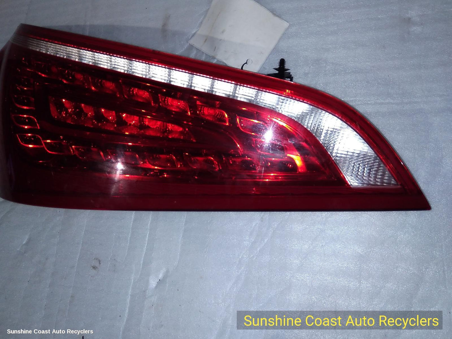 2011 Audi Q5 Left Taillight