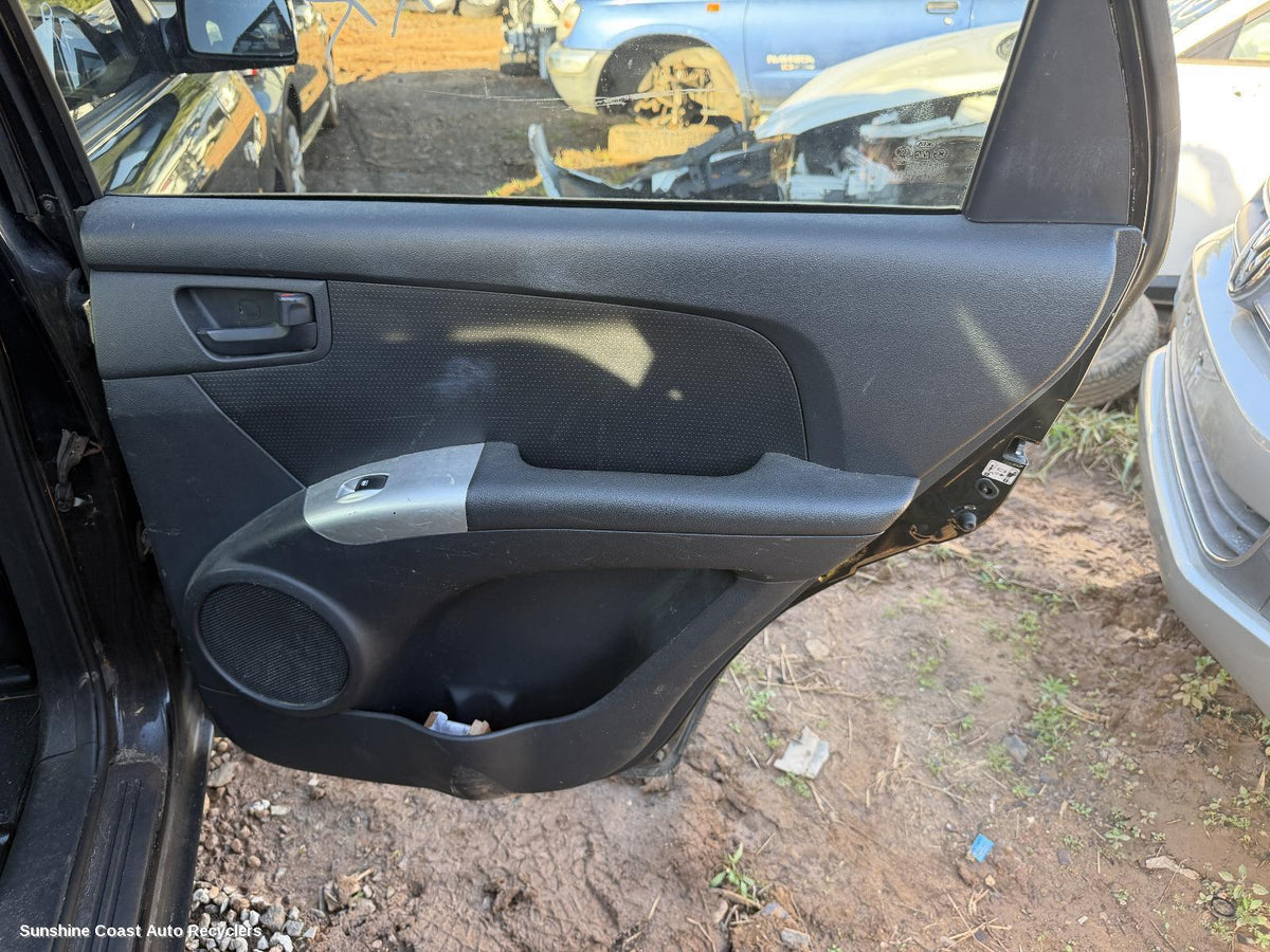 2007-2010 Kia Sportage Door Trim