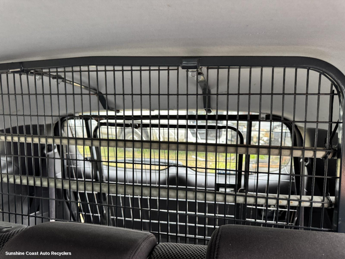 2006-2012 Hyundai Santa Fe Cargo Barrier