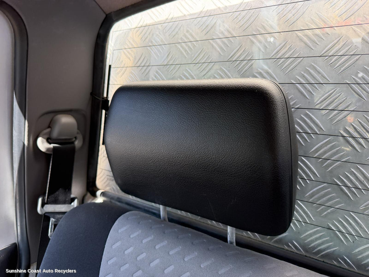 2001-2015 Nissan Navara Headrest