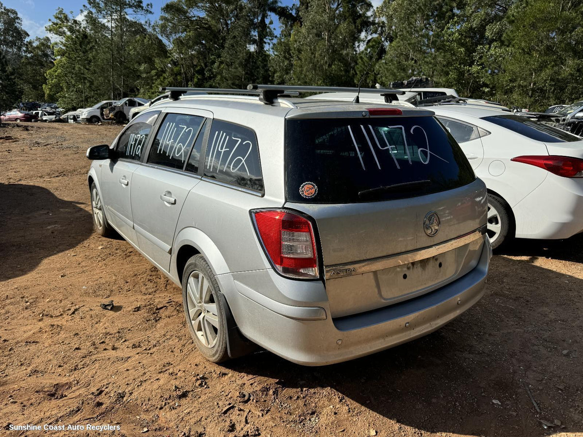 2004-2009 Holden Astra Left Guard