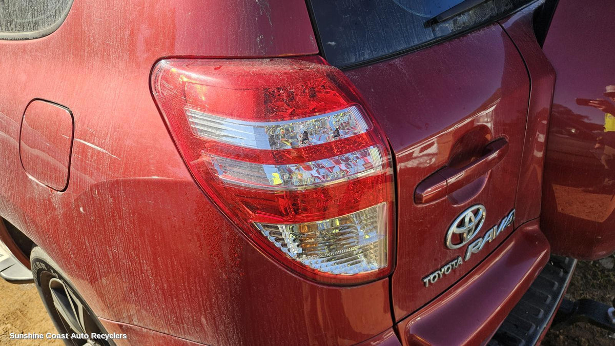 2008-2012 Toyota Rav4 Left Taillight