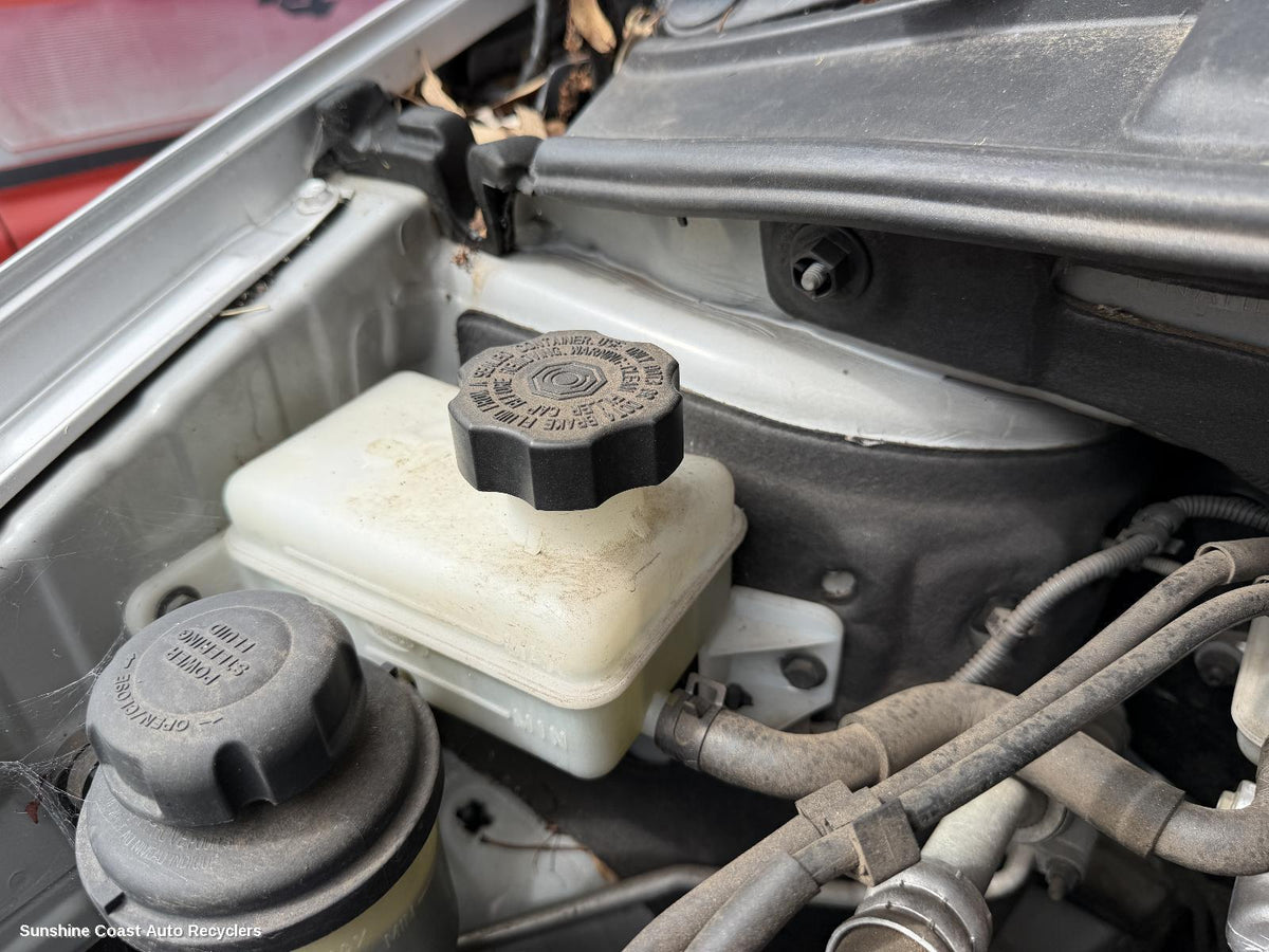 2011-2014 Kia Carnival/grand Carnival Master Cylinder