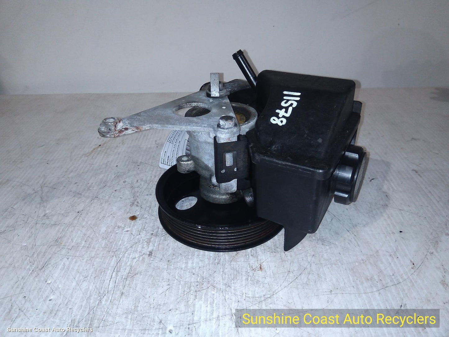 1997 Volvo S70/v70/c70 Steering Pump