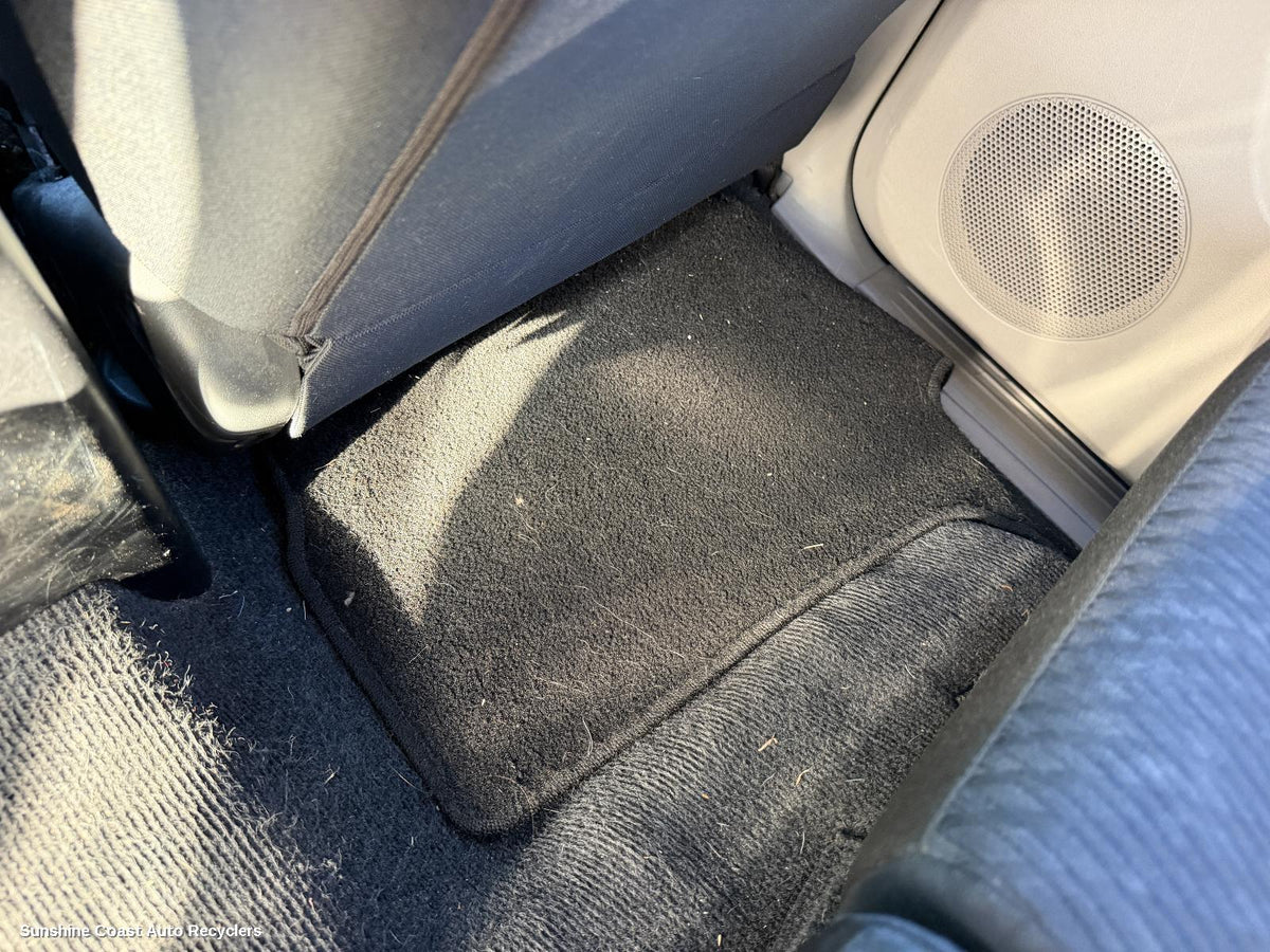 2009-2015 Mitsubishi Challenger Floor Mats