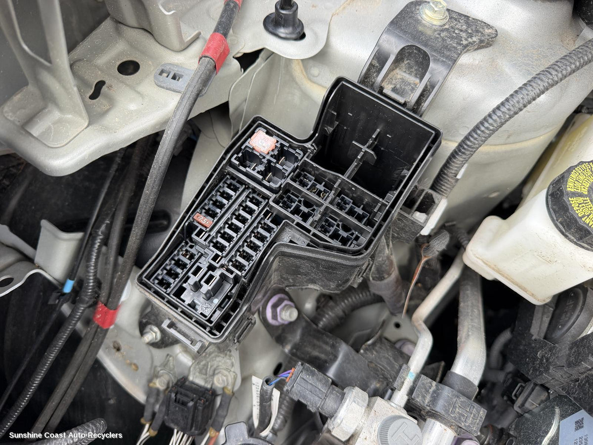 2020-2026 Toyota Yaris Cross Fuse Box