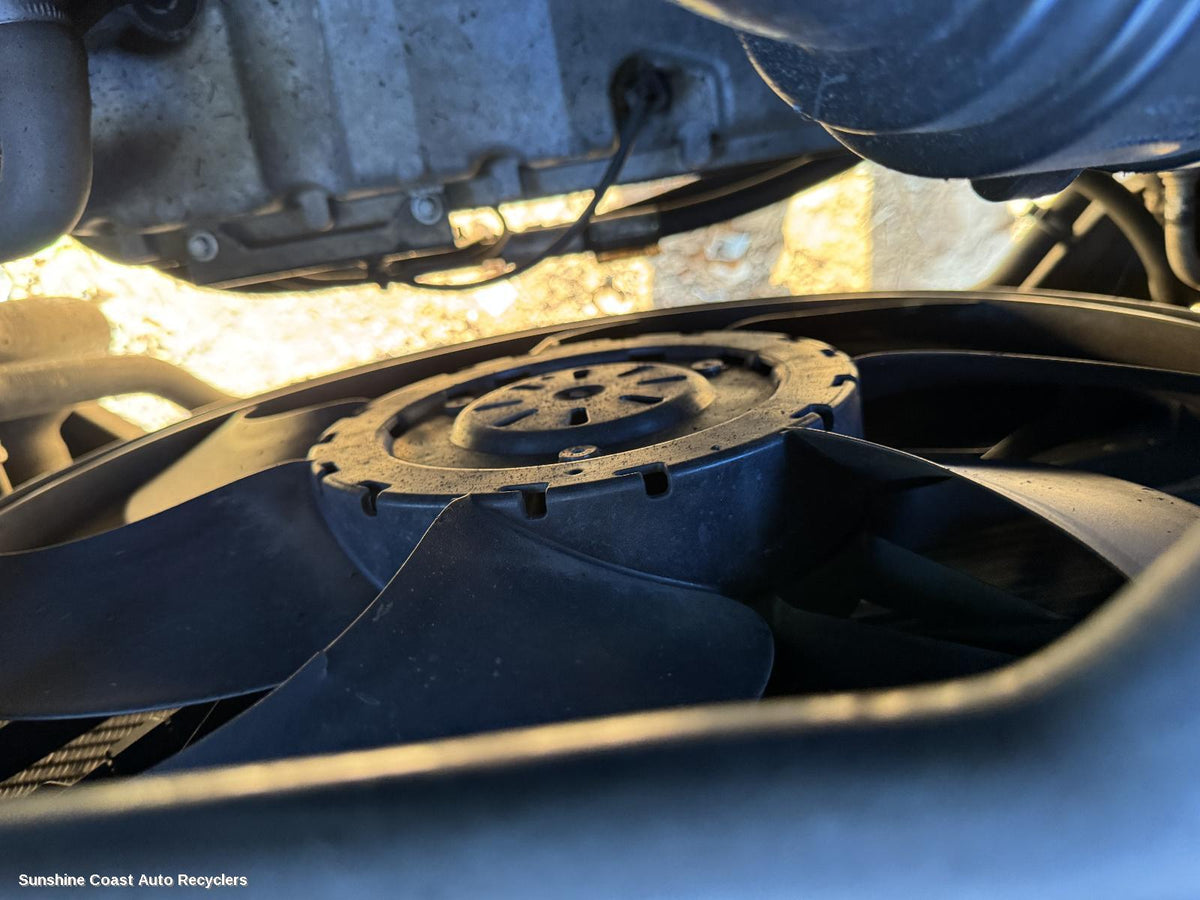 2005-2008 Mercedes M Class Fan