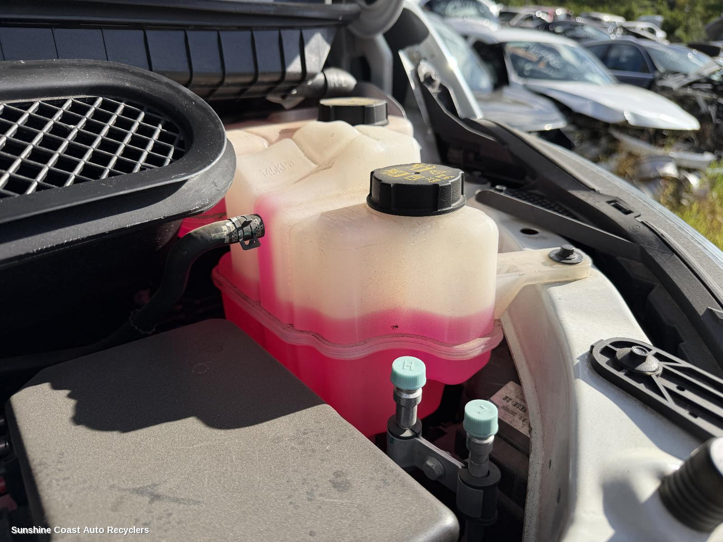 2021-2026 Ldv Deliver 9 Overflow Bottle