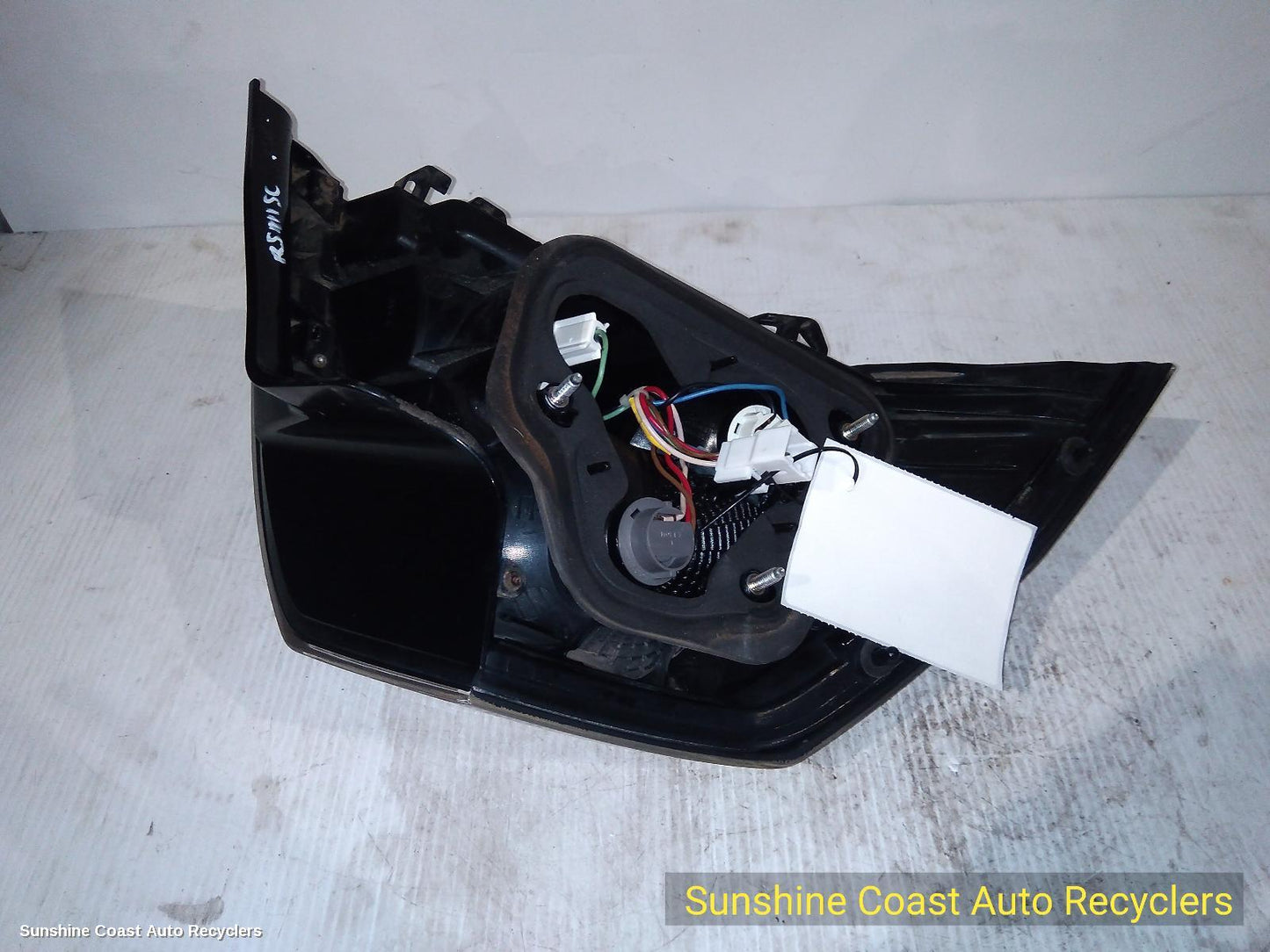 2010 Holden Commodore Right Taillight