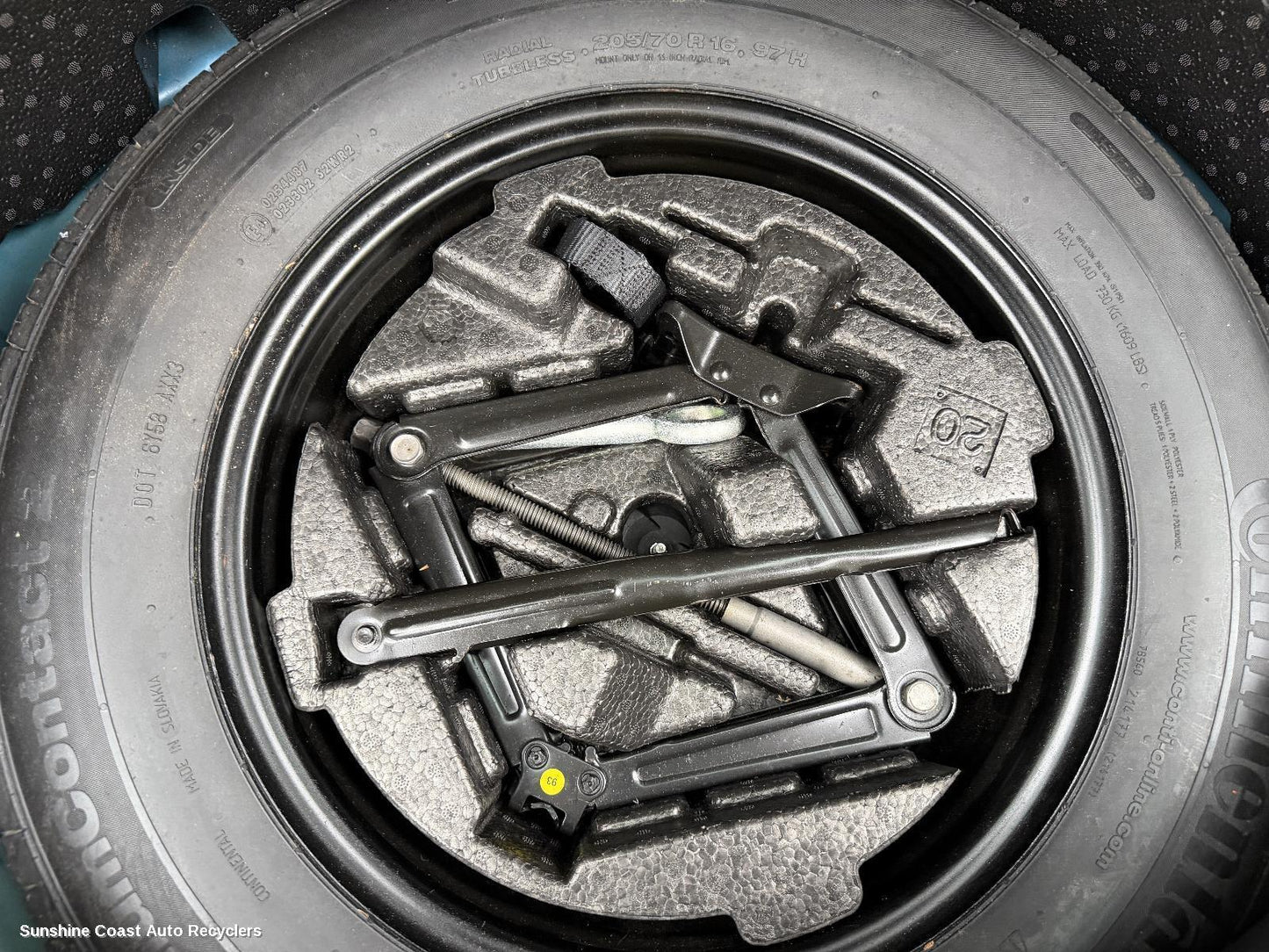 2016 Holden Trax Jack Tool Kit