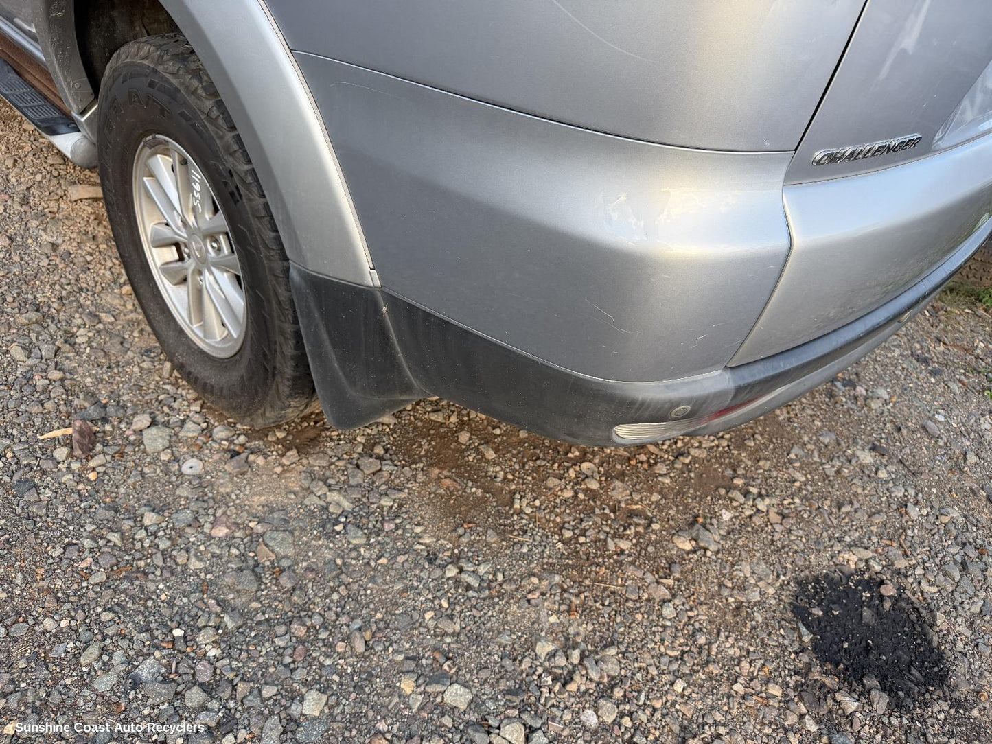 2009-2015 Mitsubishi Challenger Mud Flaps