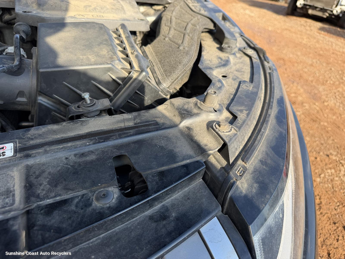 2011-2019 Land Rover Rangerover Evoque Bonnet Lock Support