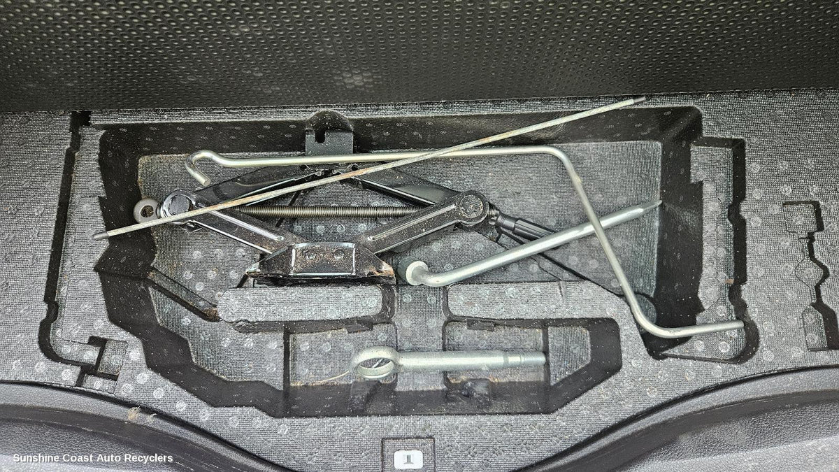 2009-2014 Subaru Liberty Jack Tool Kit