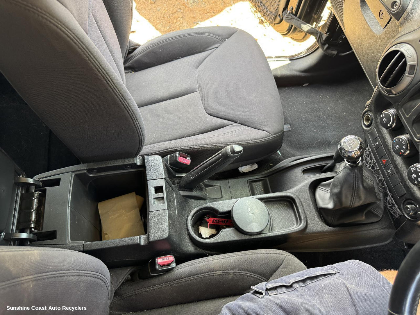 2013 Jeep Wrangler Console