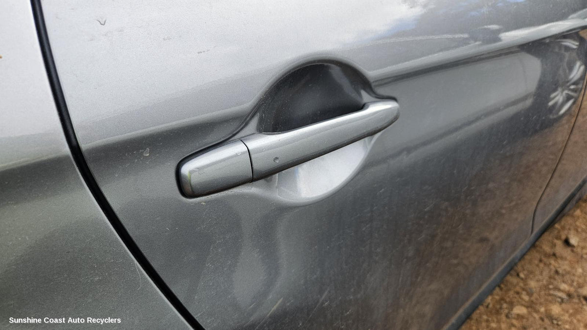 2010-2024 Mitsubishi Asx Door Handle