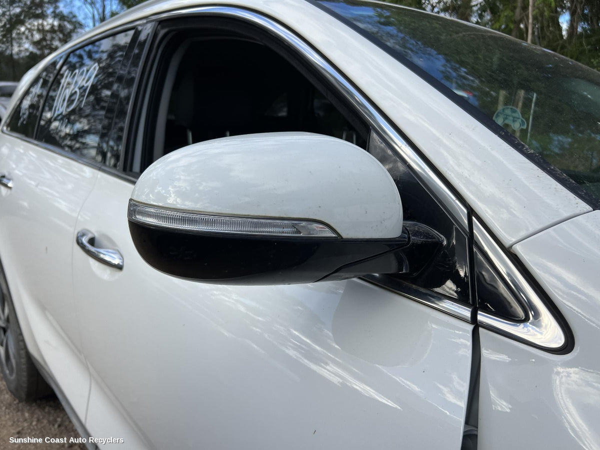 2015-2020 Kia Sorento Right Door Mirror