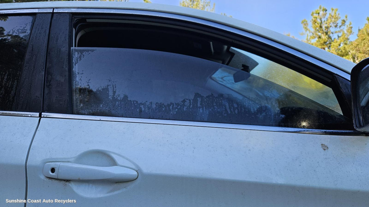 2013-2021 Nissan Qashqai Right Front Door Window