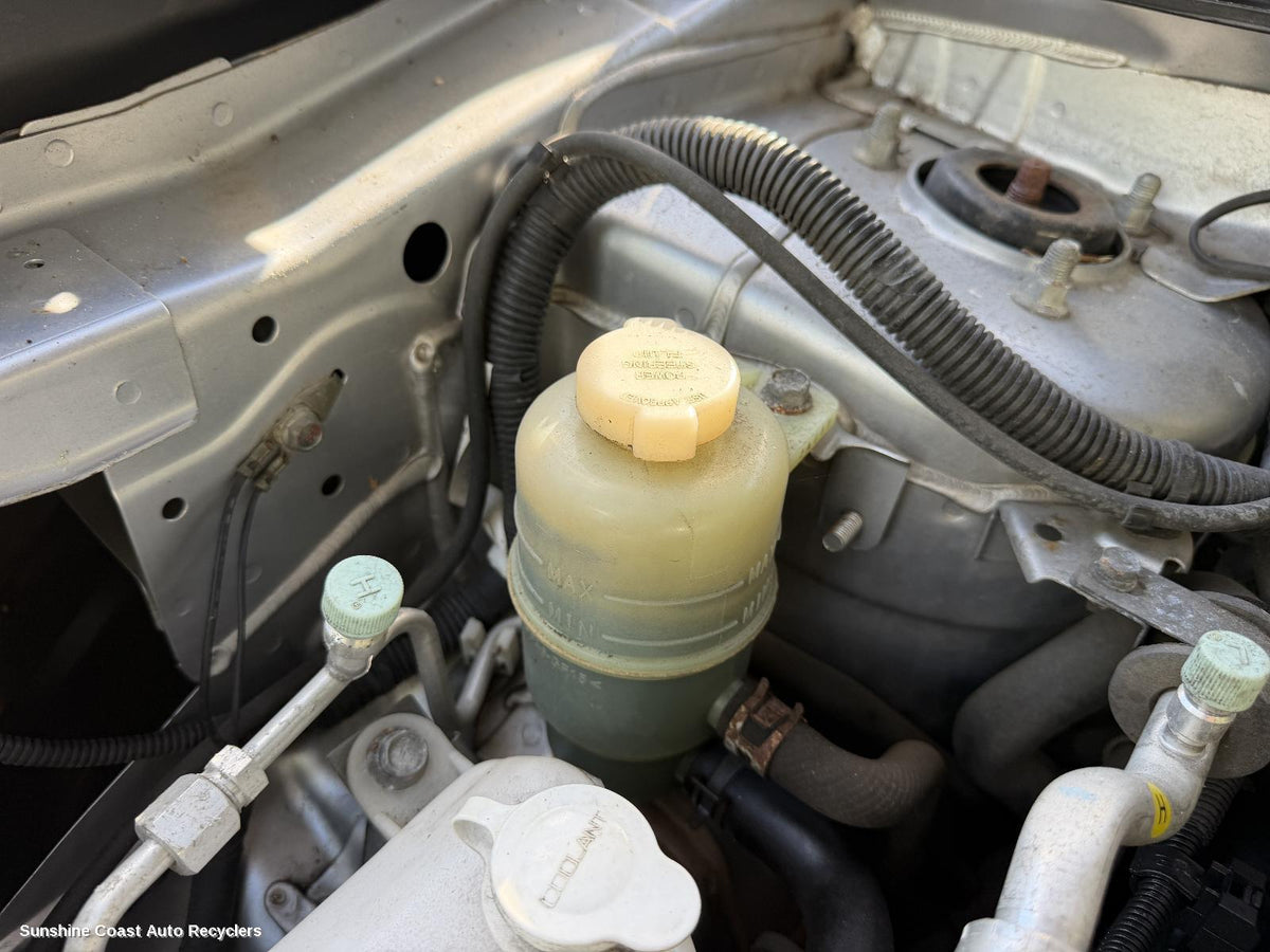 2009-2012 Mitsubishi Outlander P S Reservoir