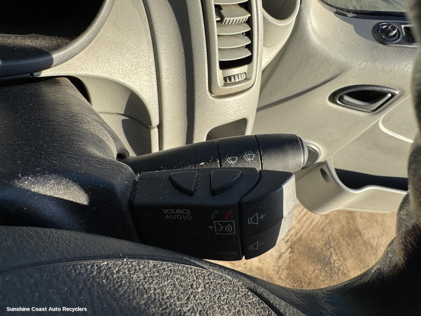 2013 Renault Trafic Combination Switch