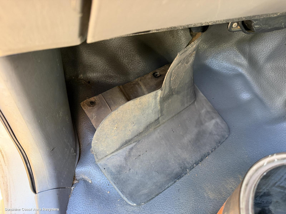 1998-2007 Toyota Landcruiser Mud Flaps