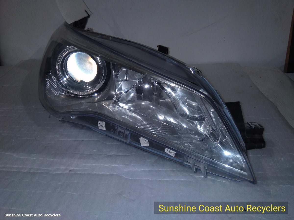 2015-2017 Toyota Camry Right Headlamp